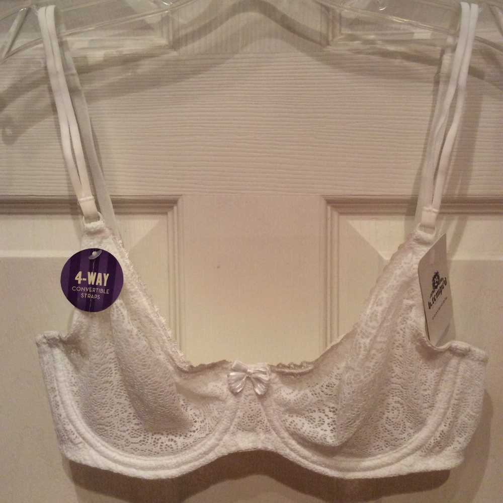 Wacoal b.tempted Convertible 4-Way Underwire Bra